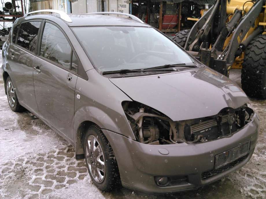 Toyota Verso, 2004-2009 (Type II)  delebil , Motorkode: 2AD-FTV