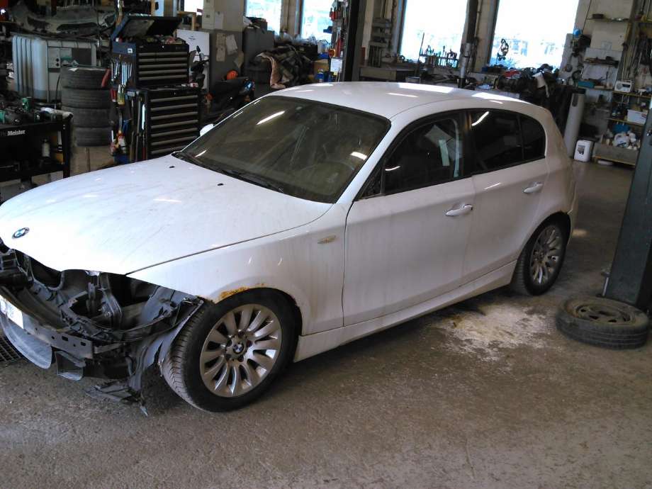 BMW 1-Serie 2004-2011 (E81/E82/E87/E88) delebil , Motorkode: N45B16A, Girkassekode: 