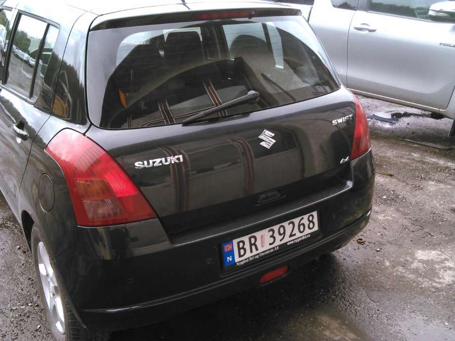 Suzuki Swift 2005-2010 delebil , Motorkode: M13A, Girkassekode: 