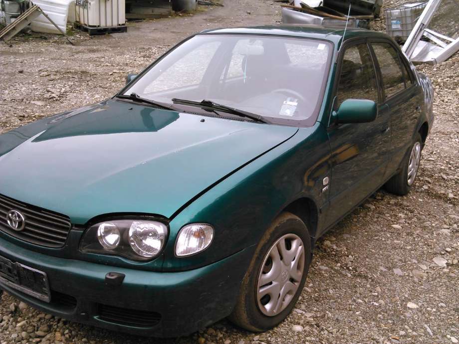 Toyota Corolla, 2000-2002 (Fase 2)  delebil , Motorkode: 4ZZ-FE