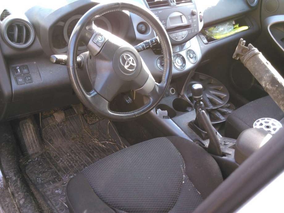 Toyota RAV4 2006-2009 (Type III, Fase 1) delebil , Motorkode: 2AD-FTV|DPF, Girkassekode: 