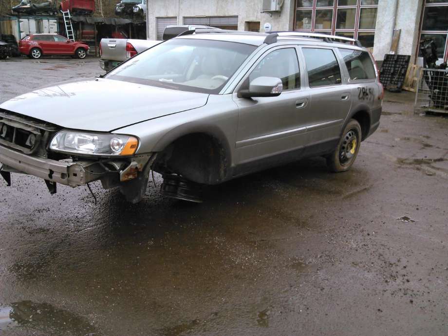 Volvo XC70, 2005-2007 (Type I, Fase 2)  delebil , Motorkode: D5244T(4)