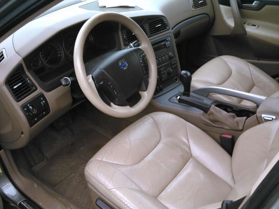 Volvo XC70 2005-2007 (Type I, Fase 2) , Motorkode: D5244T(4), Girkassekode: 