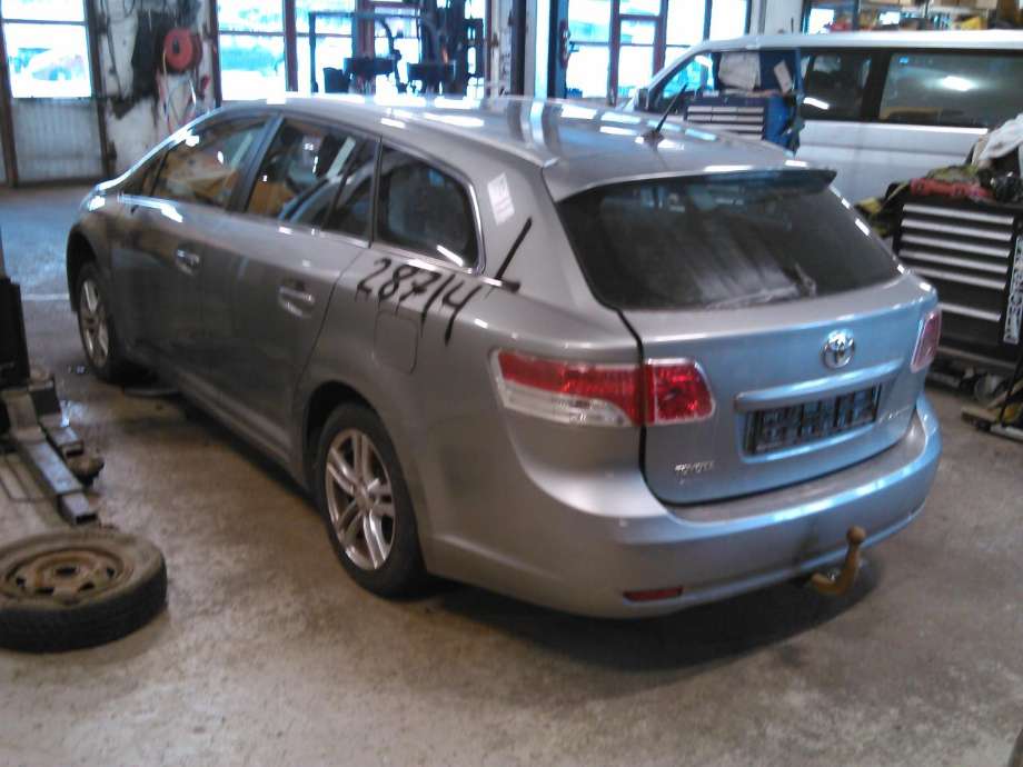 Toyota Avensis, 2009-2015 (Type III, Fase 1)  delebil , Motorkode: 2ZR-FAE