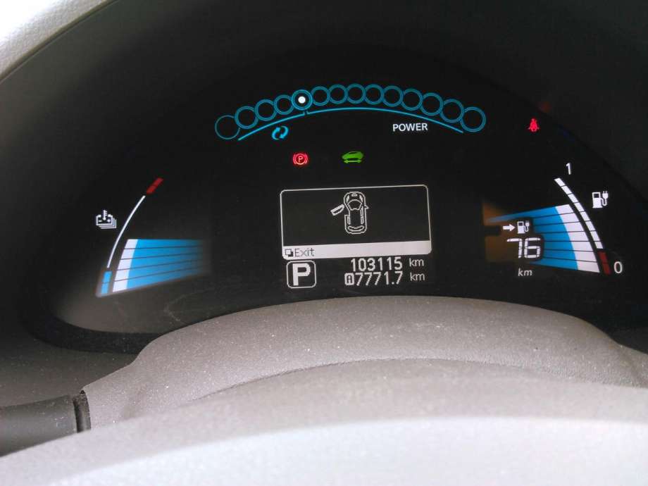 Nissan Leaf 2011-2017 (Type I) , Motorkode: EM61, Girkassekode: 