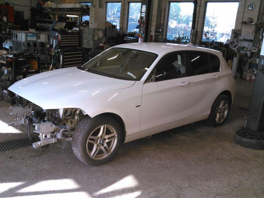 BMW 1-Serie, 2011-2015 (F20/F21, Fase 1) (F20/F21) delebil , Motorkode: N13B16A
