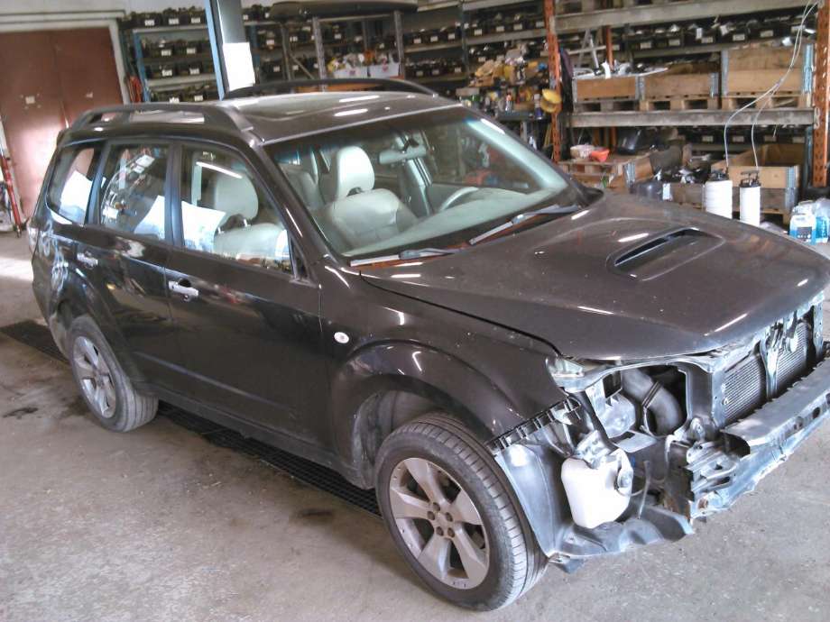 Subaru Forester 2008-2013 (Type III) delebil , Motorkode: EE20, Girkassekode: 