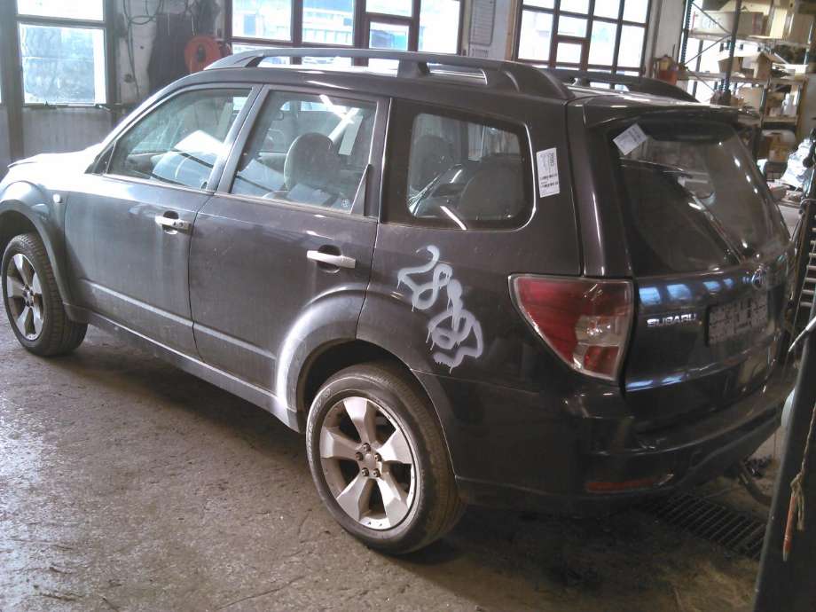 Subaru Forester 2008-2013 (Type III) delebil , Motorkode: EE20, Girkassekode: 