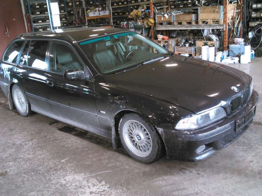 BMW 5-Serie 1996-2003 (E39) (E39), Motorkode: M62-B44, Girkassekode: 