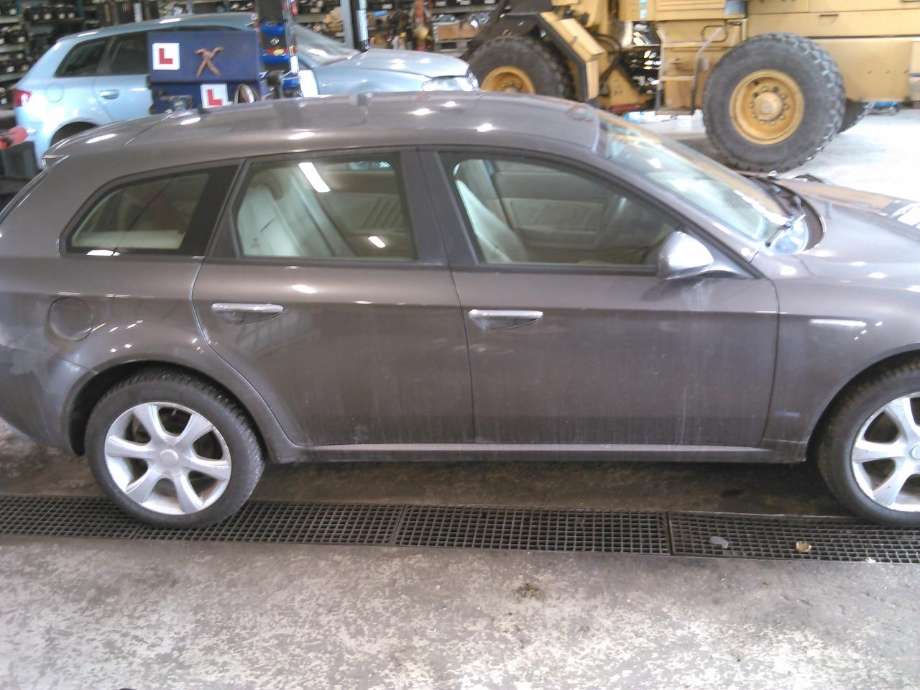 Alfa Romeo 159 2005-2011 delebil , Motorkode: 939.A2.000, Girkassekode: 