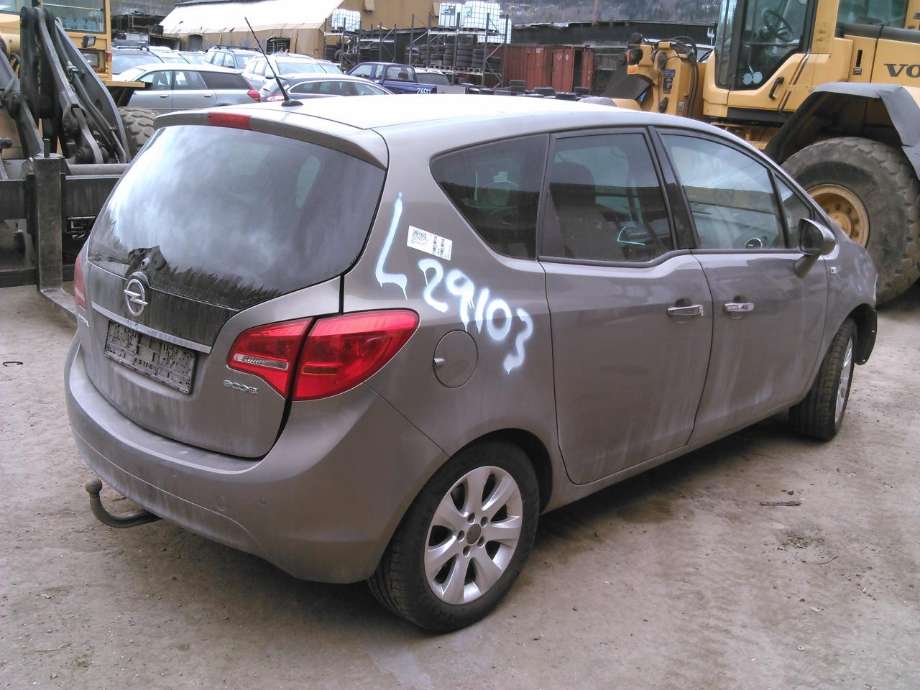 Opel Meriva B 2010-2017 , Motorkode: A13DTE, Girkassekode: 