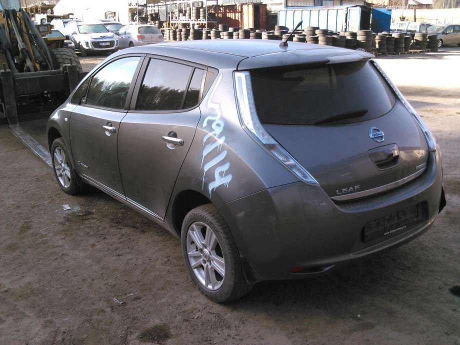 Nissan Leaf 2011-2017 (Type I) , Motorkode: EM57, Girkassekode: 
