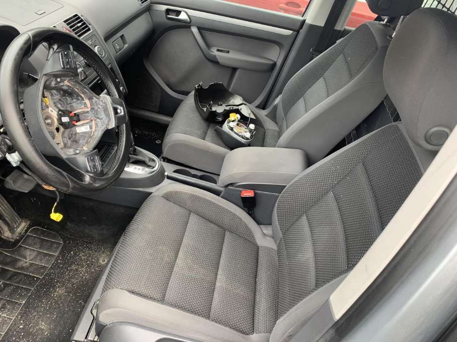 VW Touran 2010-2015 (Type I, Fase 3) , Motorkode: CFH, Girkassekode: 