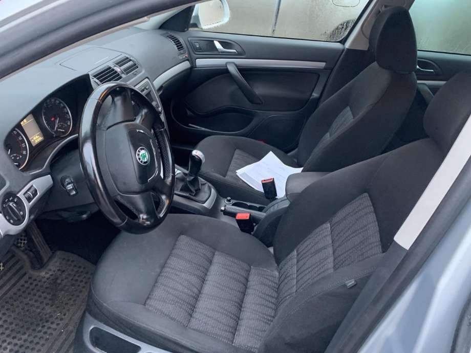Škoda Octavia 2009-2013 (Type II, Fase 2) , Motorkode: BLS, Girkassekode: 