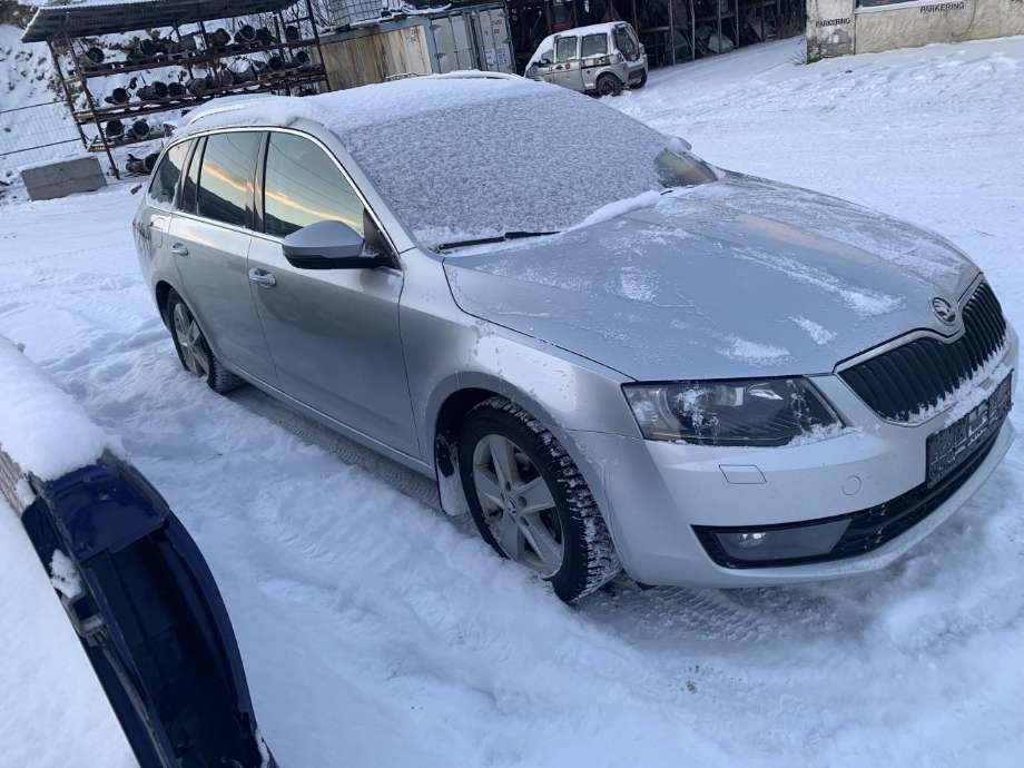 Škoda Octavia 2013-2016 (Type III, Fase 1) delebil , Motorkode: CLH, Girkassekode: 