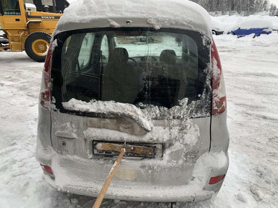 Toyota Yaris Verso 1999-2007 , Motorkode: 2NZ-FE, Girkassekode: