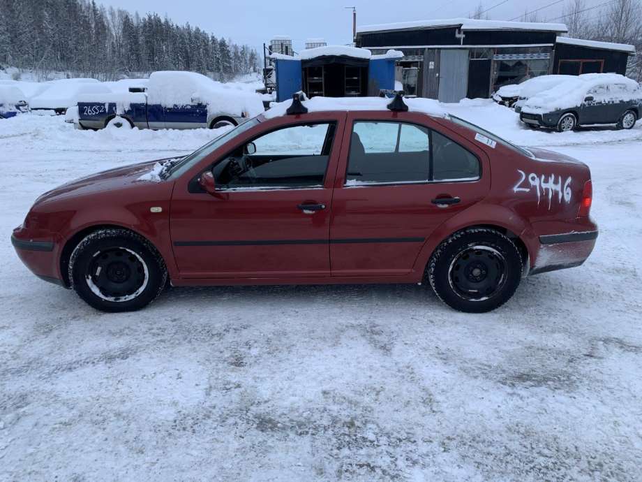 VW Bora, 1999-2005  delebil , Motorkode: AKL
