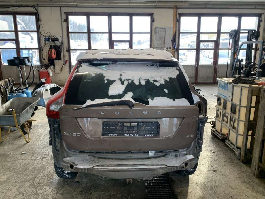 Volvo XC60 2008-2013 (Type I, Fase 1) , Motorkode: D5244T(5), Girkassekode: 