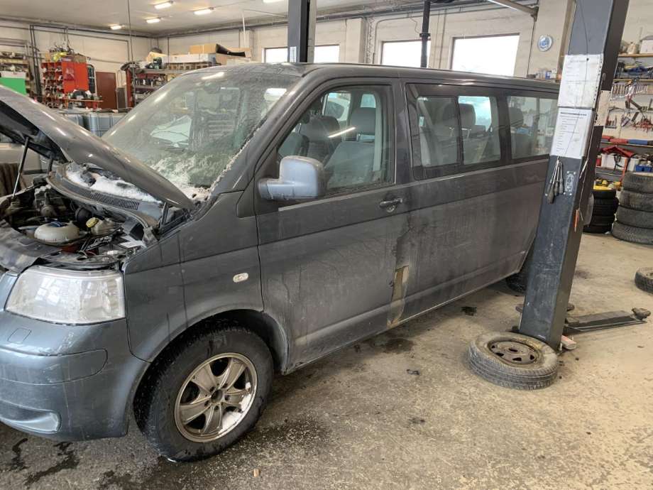 VW Transporter / Caravelle, 2003-2009 (T5, Fase 1) (T5) delebil 