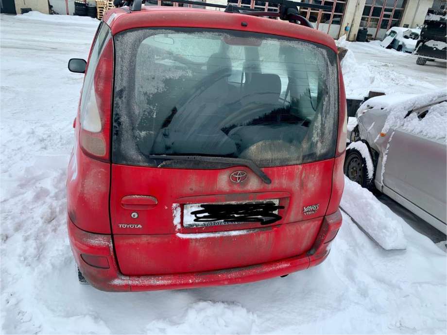 Toyota Yaris Verso 1999-2007 delebil , Motorkode: 2NZ-FE, Girkassekode: 
