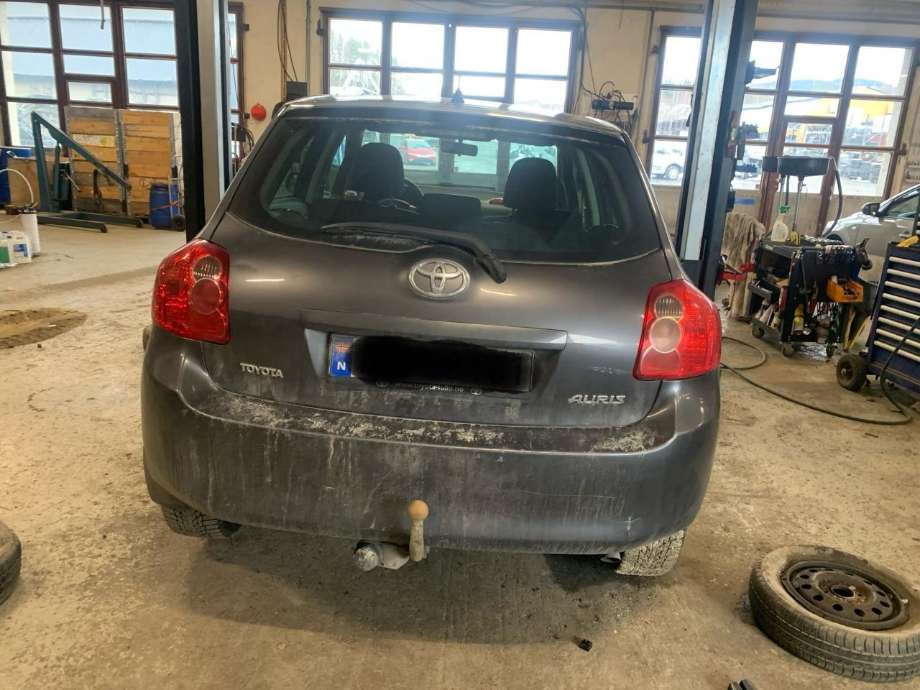 Toyota Auris 2007-2010 (Type I, Fase 1) , Motorkode: 1ZR-FE, Girkassekode: 