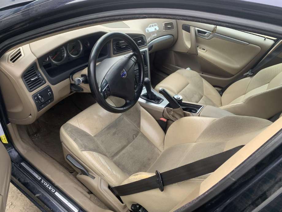 Volvo V70 2005-2007 (Type II, Fase 2) delebil , Motorkode: D5244I(5), Girkassekode: 