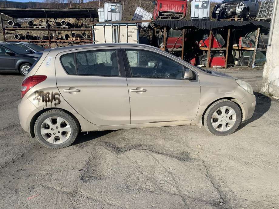 Hyundai i20 2009-2014 (Type I) delebil , Motorkode: G4LA-5, Girkassekode: 