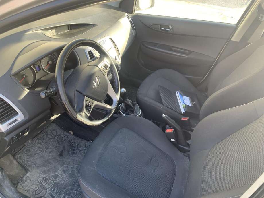 Hyundai i20 2009-2014 (Type I) delebil , Motorkode: G4LA-5, Girkassekode: 