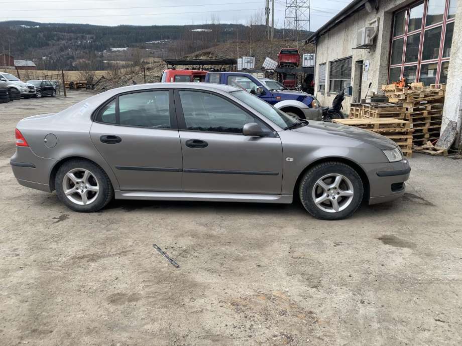 Saab 9-3 2003-2007 (Type II, Fase 1) delebil , Motorkode: B207E, Girkassekode: 