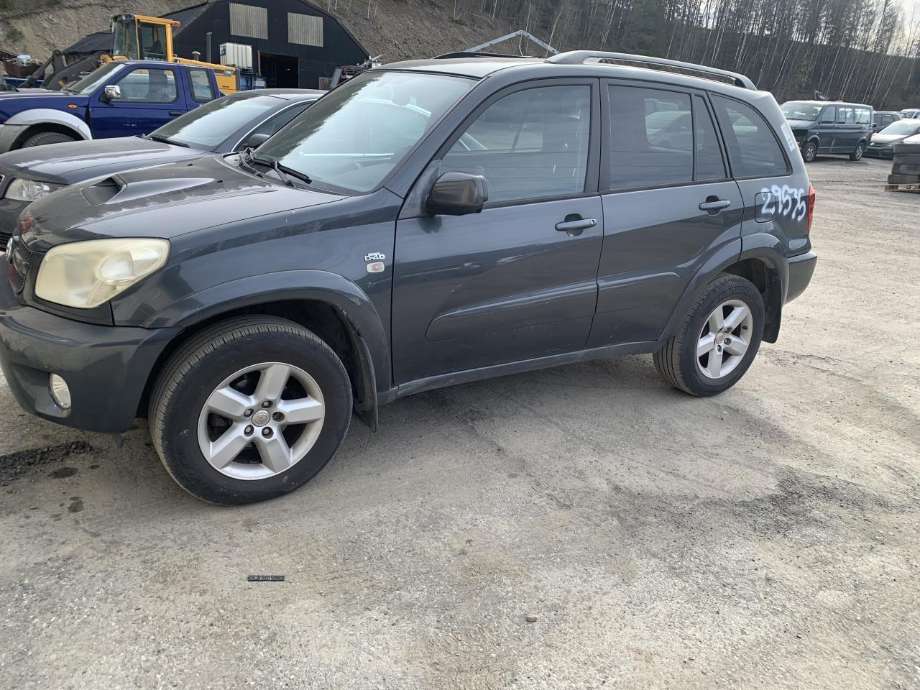 Toyota RAV4 2000-2006 (Type II) delebil , Motorkode: 1CD-FTV, Girkassekode: 