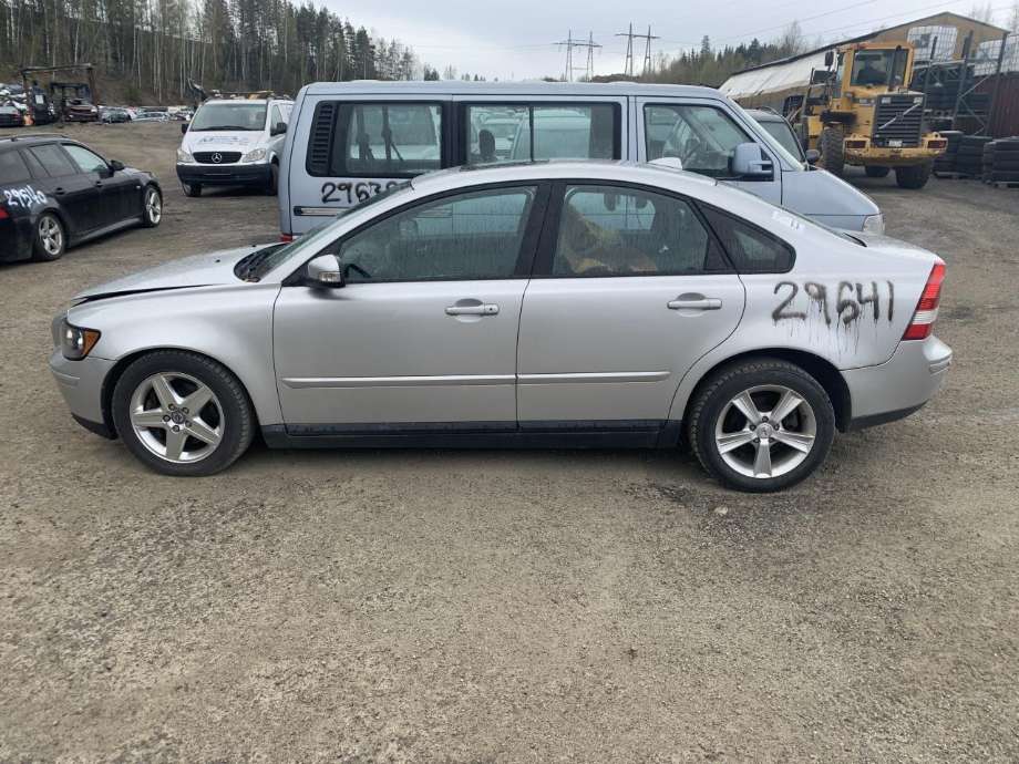 Volvo S40, 2004-2007 (Type II, Fase 1)  delebil , Motorkode: D4204T