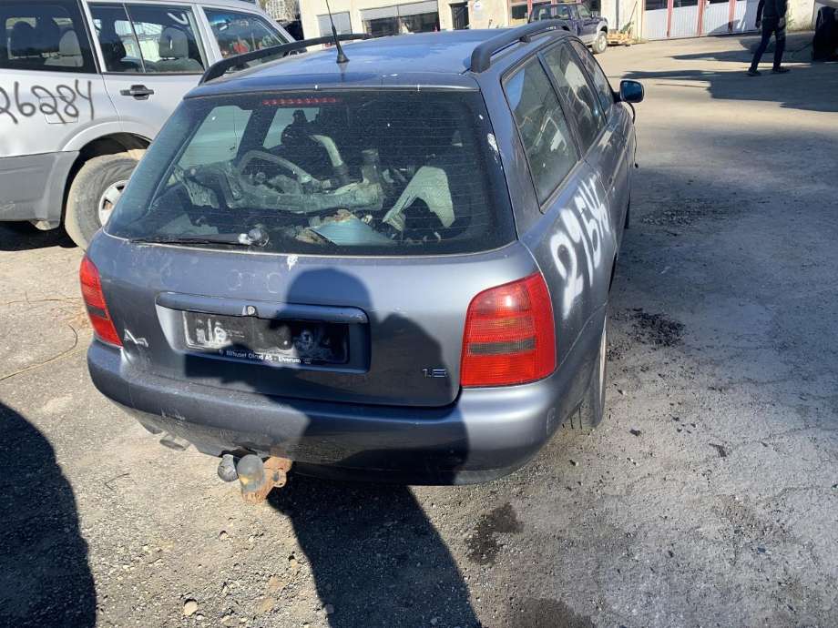 Audi A4 1995-1999 (Type I, Fase 1) (B5) delebil , Motorkode: ADR, Girkassekode: 
