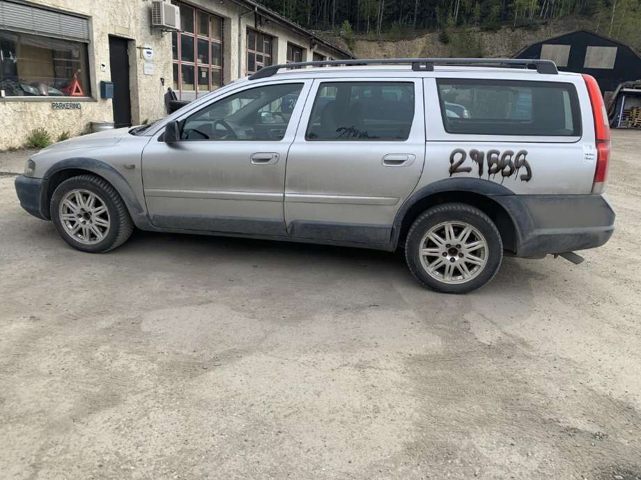 Volvo XC70 2001-2004 (Type I, Fase 1) delebil , Motorkode: D5244T, Girkassekode: 