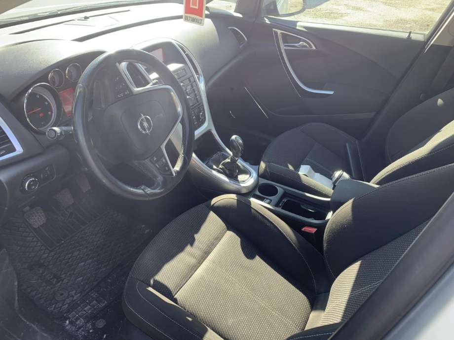 Opel Astra J 2010-2015 delebil , Motorkode: A17DTR, Girkassekode: 