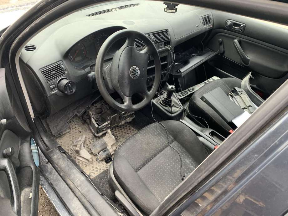 VW Golf IV 1998-2003 delebil , Motorkode: AZD, Girkassekode: 