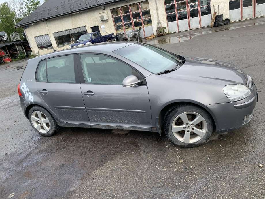 VW Golf V, Combi 2003-2008 , Motorkode: BLS, Girkassekode: 