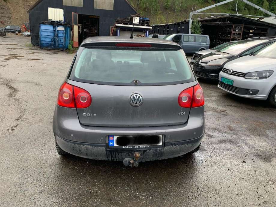 VW Golf V, Combi 2003-2008 , Motorkode: BLS, Girkassekode: 