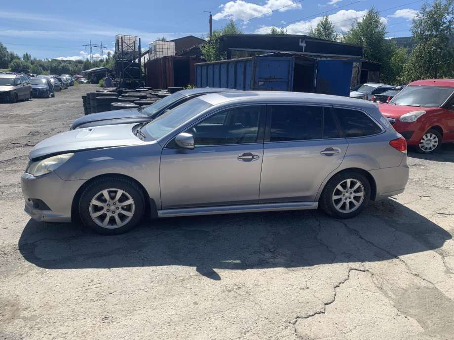 Subaru Legacy 2009-2015 delebil , Motorkode: EE20, Girkassekode: