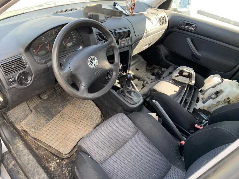 VW Golf IV 1998-2003 delebil , Motorkode: AZD, Girkassekode: