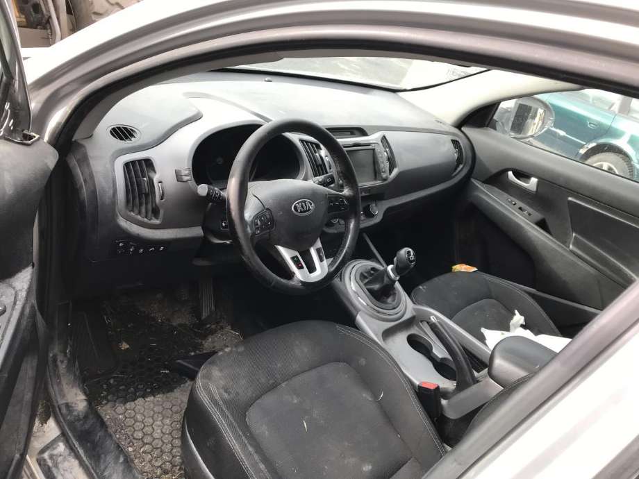 Kia Sportage 2010-2016 (Type III) , Motorkode: D4FD, Girkassekode:
