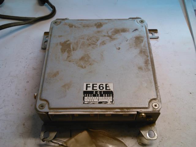 Styreenhet motor til Mazda 626, 1988-1991 (GD) (GD) (FE6E18-881E)