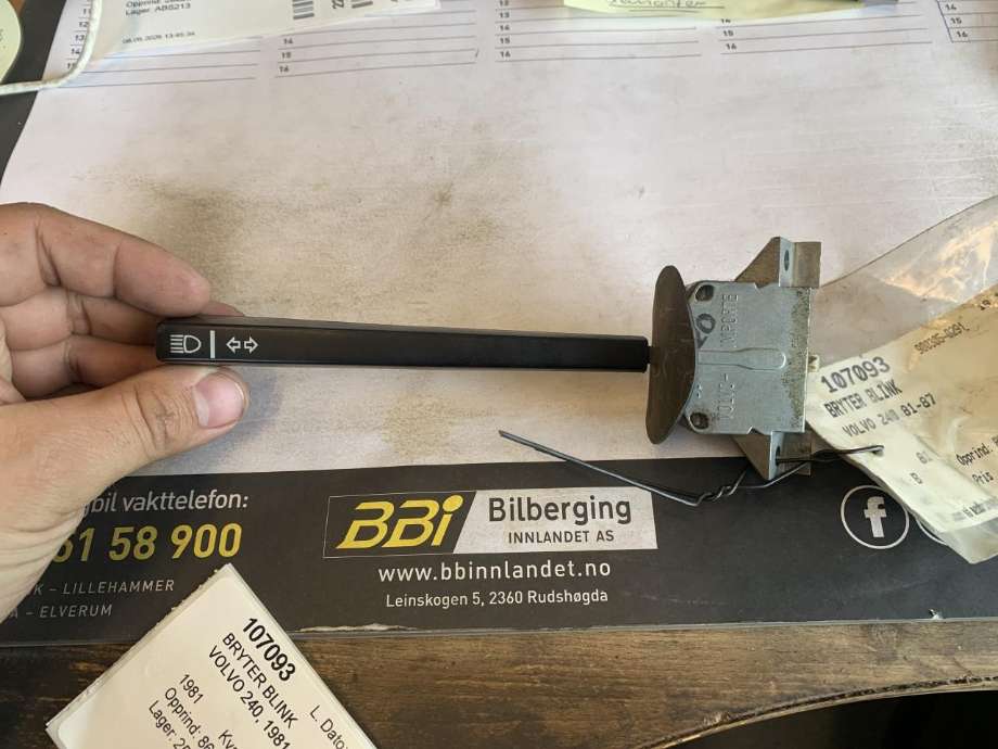 Bryter blink til Volvo 240, 1981-1987  