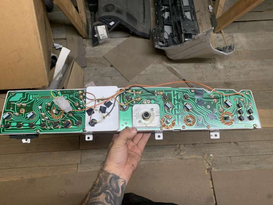Instrumentpanel til Mazda 929 1979-1991