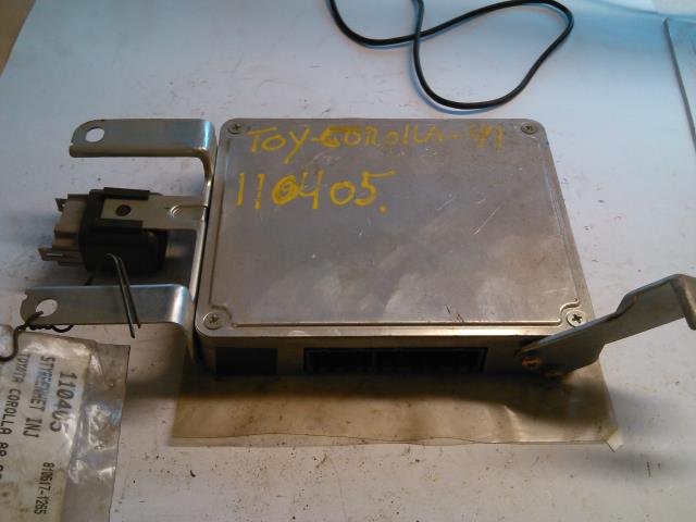 Styreenhet motor til Toyota Corolla, 1988-1992  (FUJITSU|2EE 89661-12820)