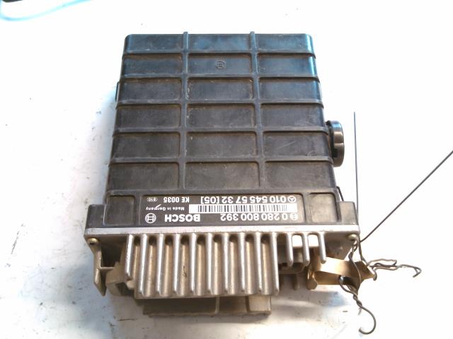 Styreenhet motor til Mercedes 190, 1984-1993 (W201) (W201) (BOSCH|0 280 800 392)
