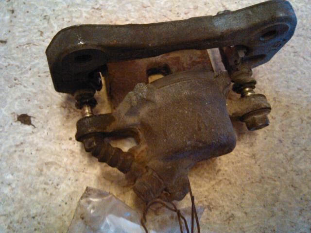 Bremsecaliper høyre foran til Mitsubishi Lancer, 1993-1996