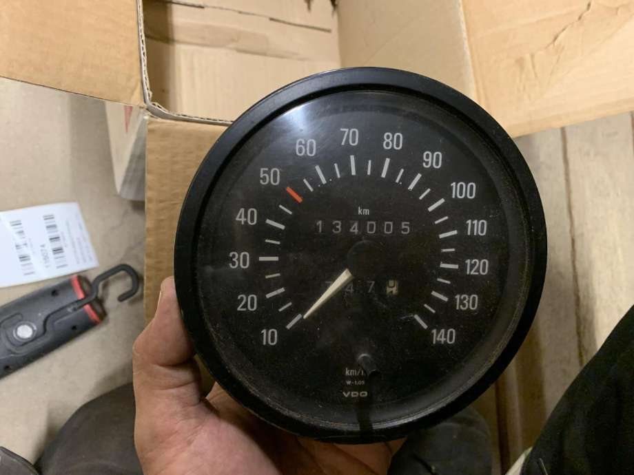 Instrumentpanel til Mercedes 207-310, 1977-1995 (T1) (T1)