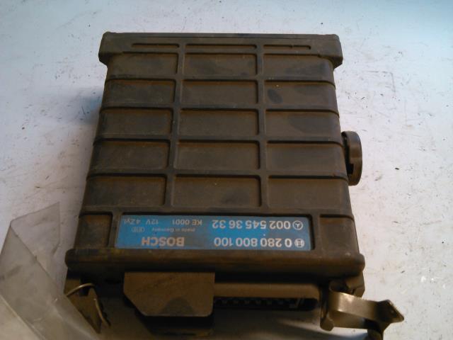 Styreenhet motor til Mercedes 190, 1984-1993 (W201) (W201) (BOSCH|0 280 800 100)
