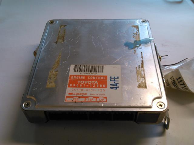 Styreenhet motor til Toyota Corolla 1993-1997 (TOYOTA|175700-4251|89661-12880|)