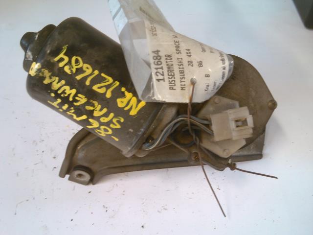 Viskermotor frontrute til Mitsubishi Space Wagon, 1984-1991  